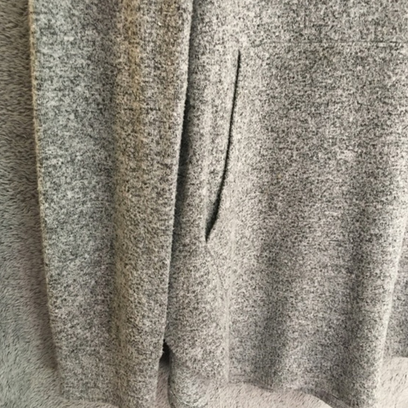 Peyton Jensen Hooded Heather Gray Sweater - Picture 3 of 6